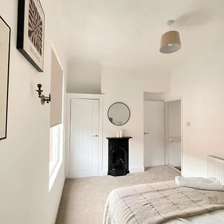 3 Bed Sofa Sleeps 6 Feriehus *